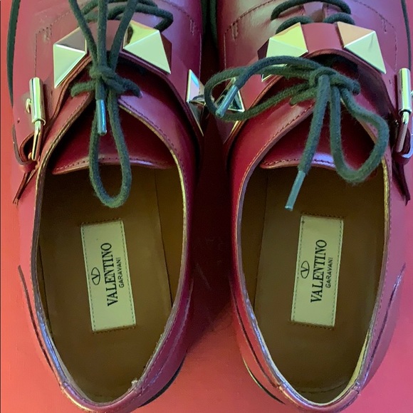⚡️FLASH SALE MUST GO ⚡️Valentino Oxfords - Picture 5 of 9